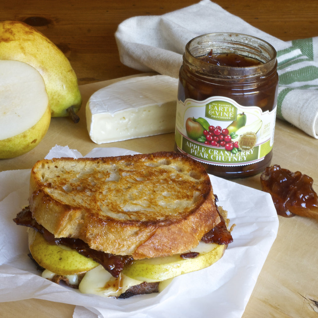 PEAR & BRIE GRILLED CHEESE SANDWICH (Apple Cranberry Pear Chutney)