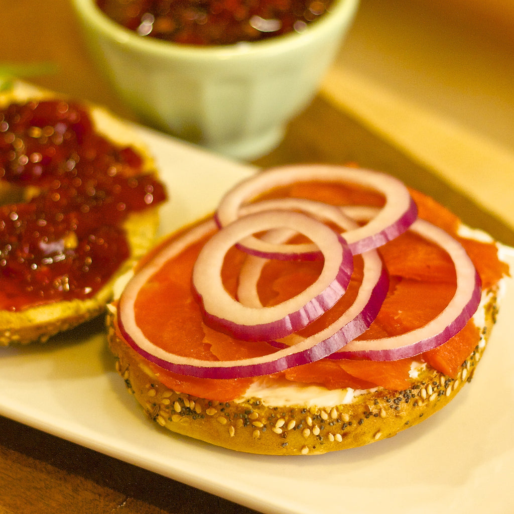 SMOKED SALMON & BAGEL (Red Bell Pepper Ancho Chili Jam)